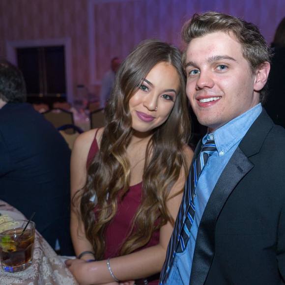 Meet your Posher, Sarah - Picture 1 of 1